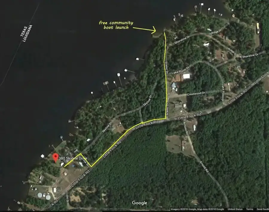 The free community boat launch is nearby